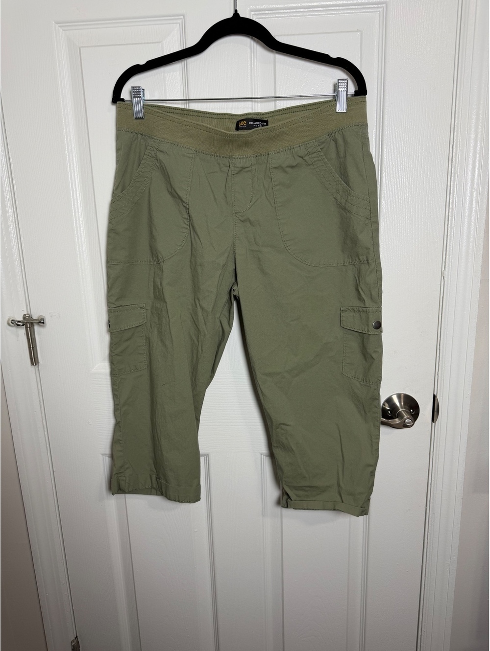 Lee Olive Green Cargo Capris
